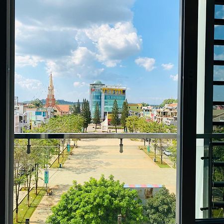 Quoc Thanh Hotel Long Khanh Eksteriør bilde