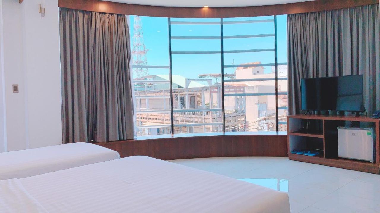Quoc Thanh Hotel Long Khanh Eksteriør bilde