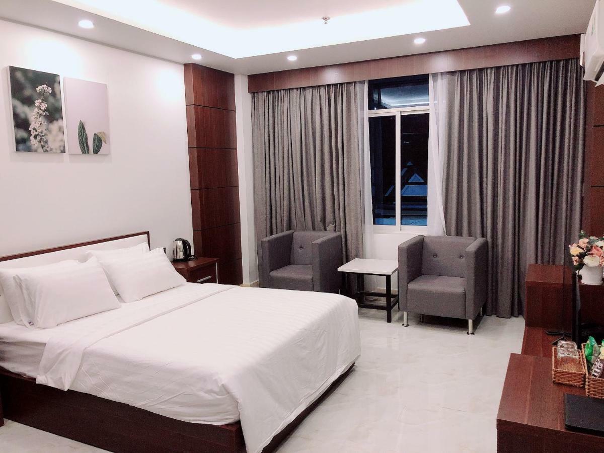 Quoc Thanh Hotel Long Khanh Eksteriør bilde